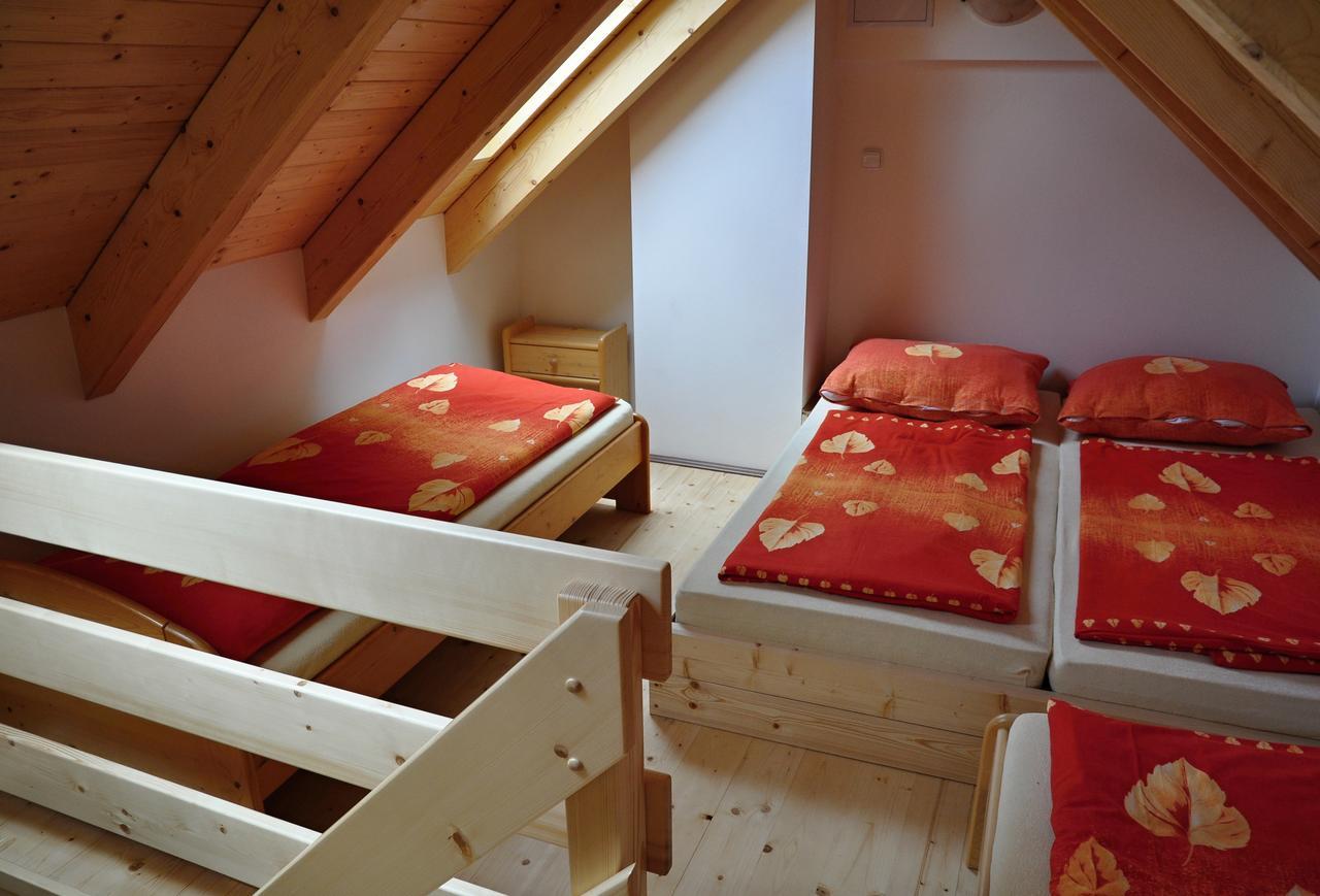 U Jezera Laka Apartment Prasily